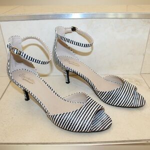 Seychelles high heel sandals (women’s 9)